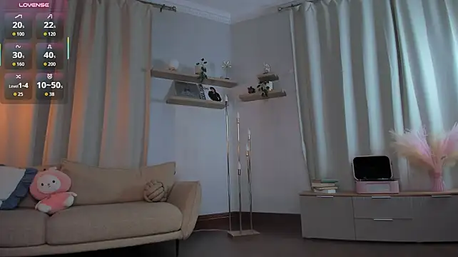 DominikaElis - Cumshot on my sweet ass