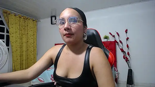 Maylin_horny19 - SHOW BOOBS