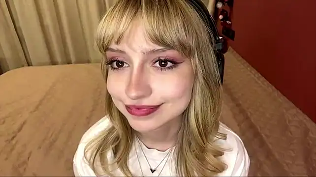 DeenaAshraf - show me your legs