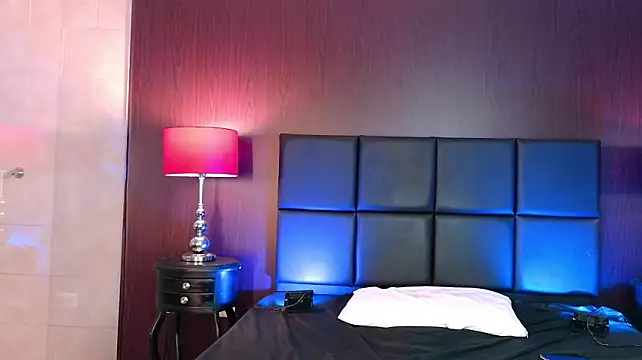 MadiisonRosse - Spnk hard your ass+öil 😈🥵