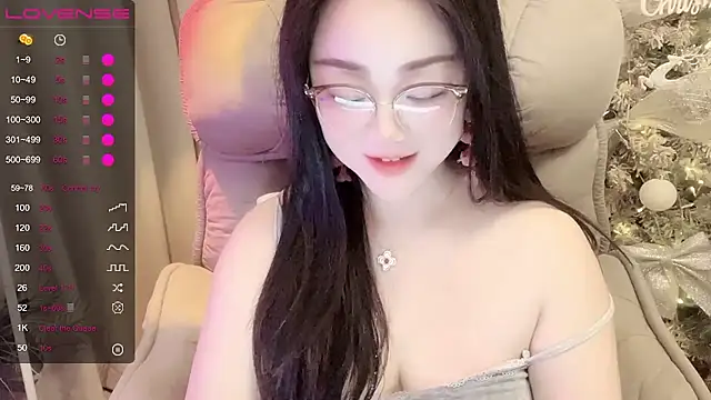 Monica-666888- - 🧡Hello❀Autumn🍂 “街边的糖炒栗子香了， 我的意思是，我想吃了