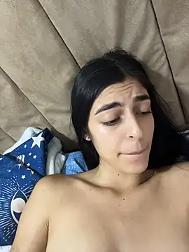 Cristel_17 - NAKED AND ZOOM ASS