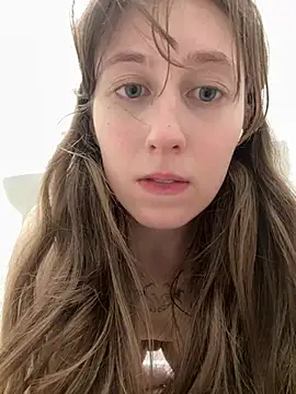 FroggyAnna - help me SQUIRT SPLASH WITH LOVENSE DILDO