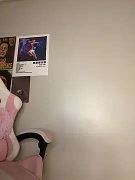 Sofi_chan - STRIPTEASE + TWERKING