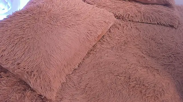 Princess_little09 - take off your thong and let me see