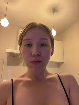 Evie_Wayne