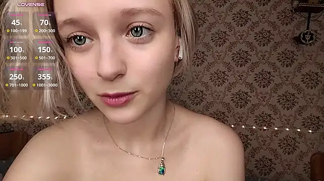 Smartemilia - Pull my panties down to my knees