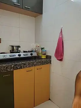 Mini-cutie - Boobs and oil show