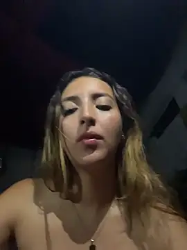 Luke_and_Liah - swing position