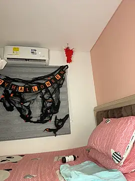 Shara_dreams - dildo in my pussy in missionery