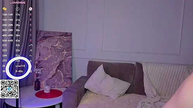 ItsFeliDoll - bounce boobs