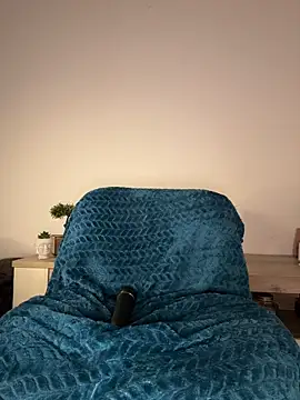 EvelynnMonrooe - toy controll 5 min