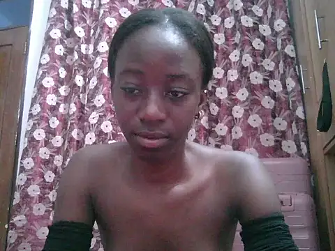 Darkpretty23 - sexy big nipples for yu daddy