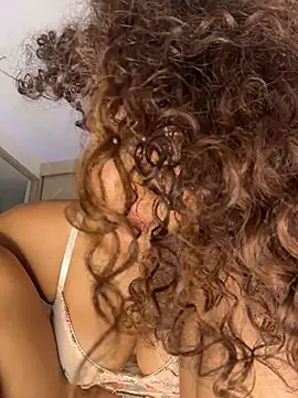 CurlyOopsies - FUCK PUSSY IN DOGGY