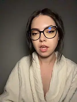 KaylaLewyss - TeaseMyPussyWithFingers+:gift: