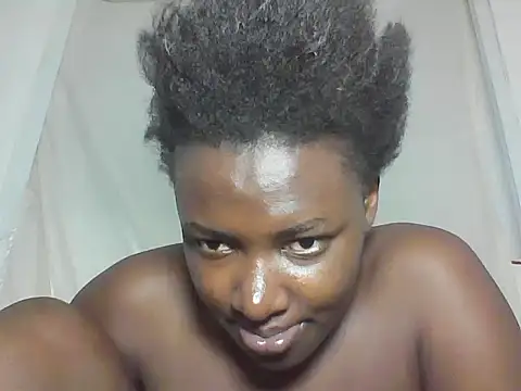 Blackqueen5 - rub clit until wet