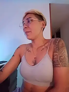 MiaMorgan_