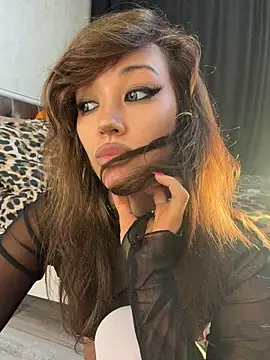 Lissa_kissyou - Doggystyle fingering ass + video