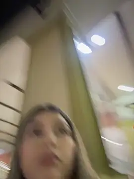 Lunablossom_ - Take off my thongs in public