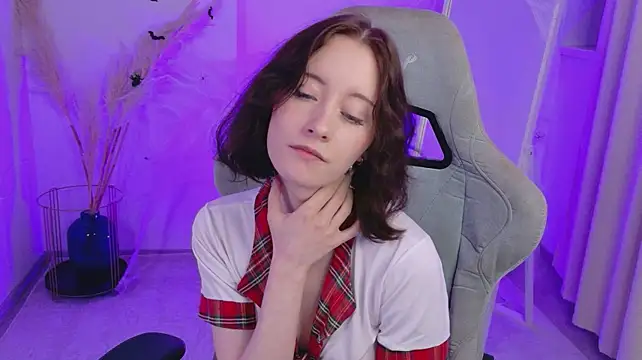 Monica_Sky - Slap booty in doggy