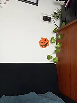 Amarilis_Lily - Spank ass x10, Show ass hole close up