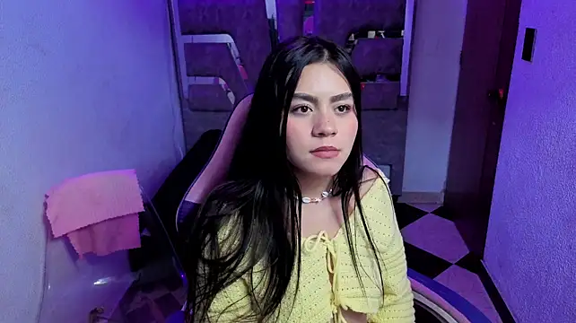 shaarlotee_