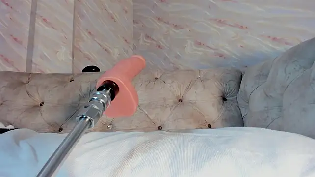 CHLOE_BLOWJOB - PUT MACHINE IN ASS NOW 🍑
