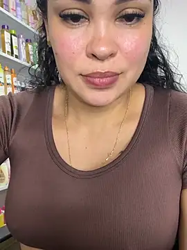 FOX_LATINA - Open pussy