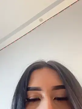 Kymberly_18 - spank your ass x 4