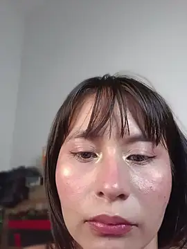 Alessanndra - Flash tits