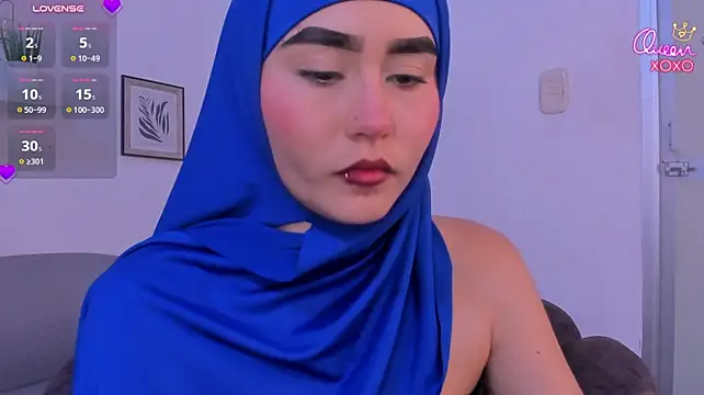 Seraphine_arabic - show boobs