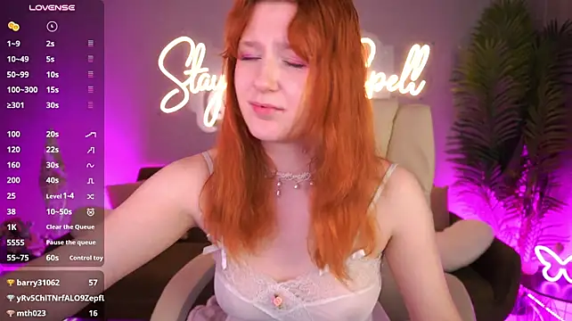 MagicLilu - topless 10 min