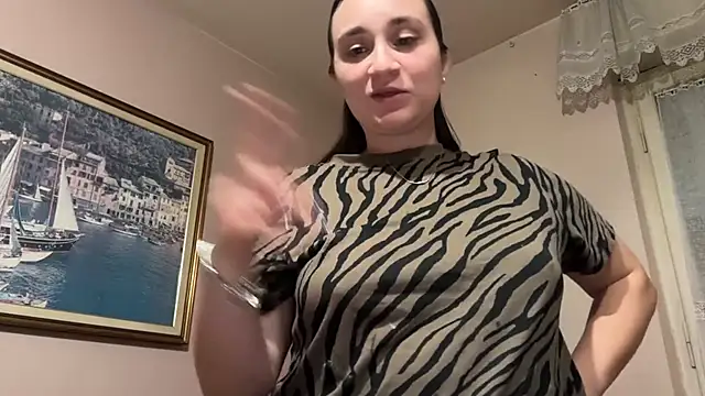 SexyAlisya - PLUGH NEL CULO +CONTROL 4 MIN