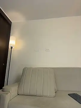 NataliaBuiles - FINGERS TIGHT PUSSY CUM SHOW