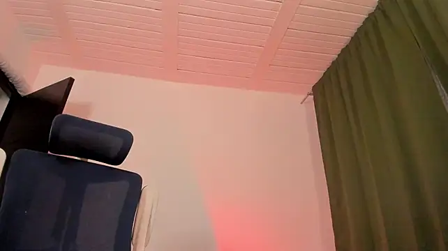 Lucia_Fuster - Ride dildo 5 min