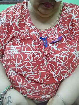 Tamil-mayasri - ass flash