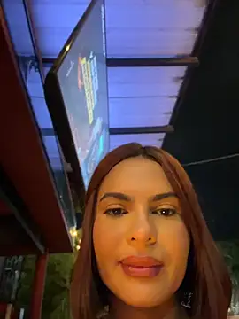 Irina_Velvett - Spitting tits😈😈💦in públic