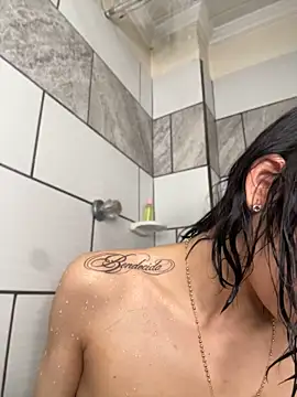 Kendall_LS - Flash Tits