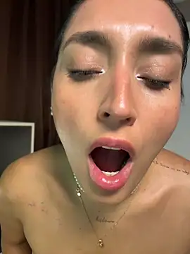 ANABOONCE_ - TOTALLY NAKED AND DOGY