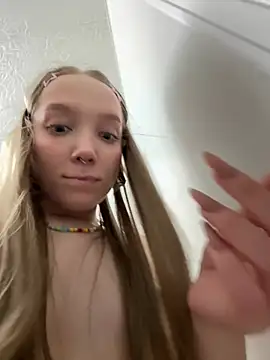 Bambi_lu - put bare feet under homeless guy door