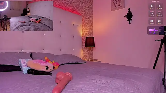 Aysha_miller19 - mmm 🥵💕my pussy is wet and hot 🥵🥵