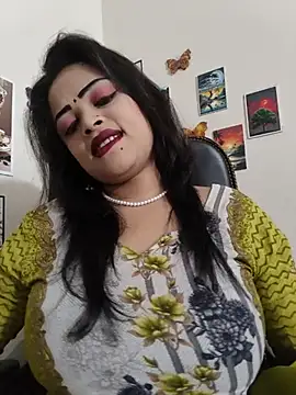 Pinky-2 - Oiling My Sexy Pussy Hole