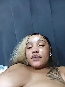 AfricanChinese24 - Dildo fuck till squirt 🤪 🍆🍑💧
