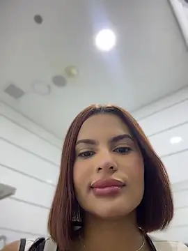Irina_Velvett - Fingers in the pussy😈💦🥴