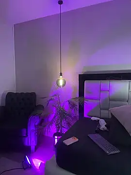 Sophie-velvet - TOTAL DESTRUCTION & SQUIRT SHOW
