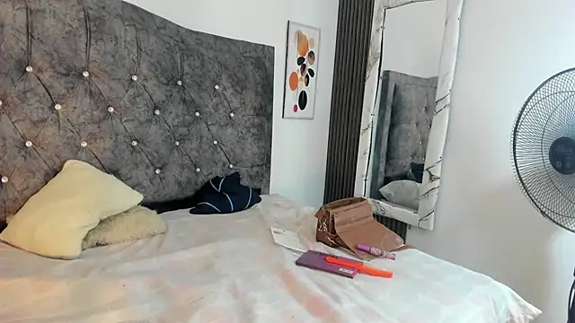 Kira_y_Kian - PUSSY ZOOM