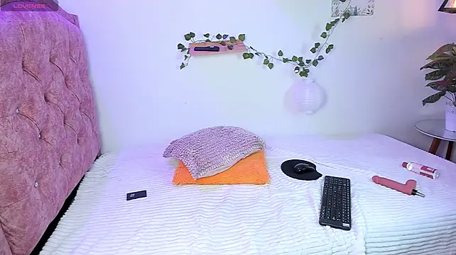 Emma_gray33 - spanksx10