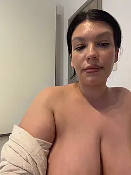 ClaraPasssion - toy control 5 min