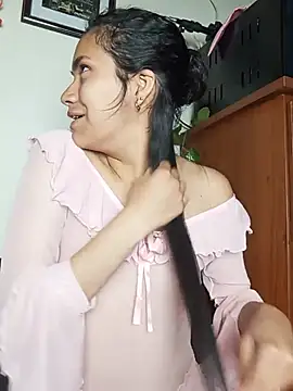Amarilis_Lily - Show pussy, rubbing my clit for you