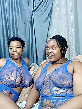 Twin_lovers - Fuck both with dildo